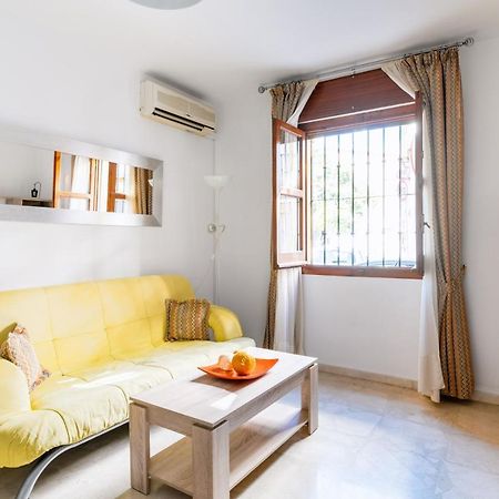 Appartamento Holi-Rent Procurador Siviglia Esterno foto