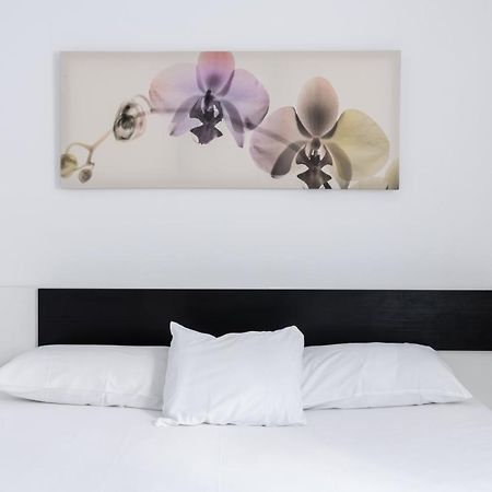 Appartamento Holi-Rent Procurador Siviglia Esterno foto