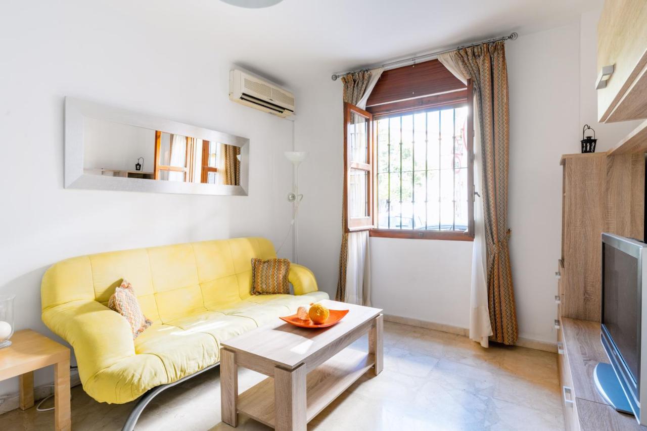 Appartamento Holi-Rent Procurador Siviglia Esterno foto