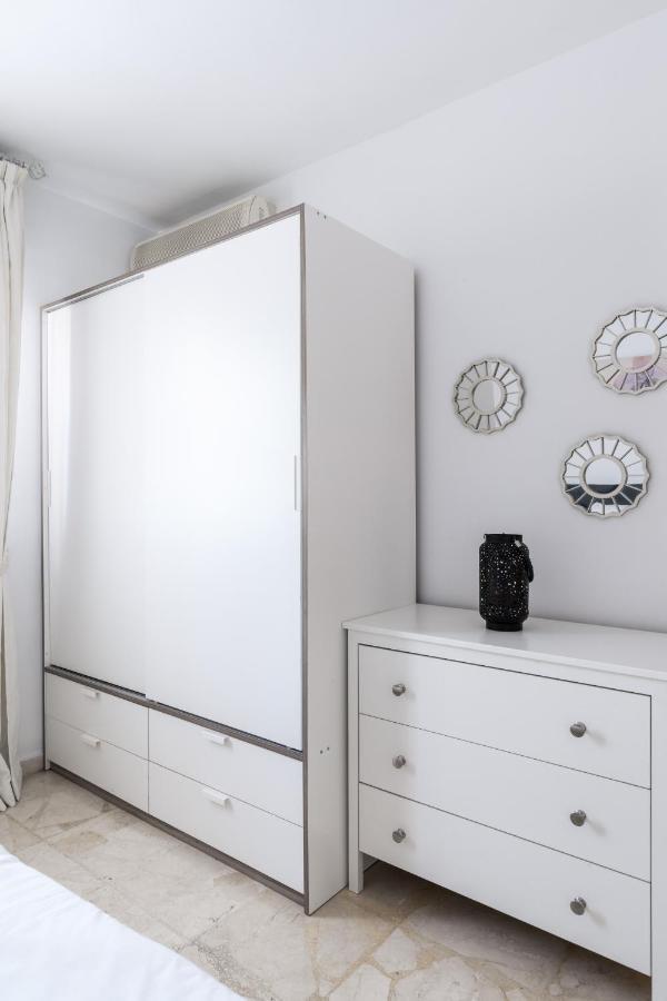 Appartamento Holi-Rent Procurador Siviglia Esterno foto