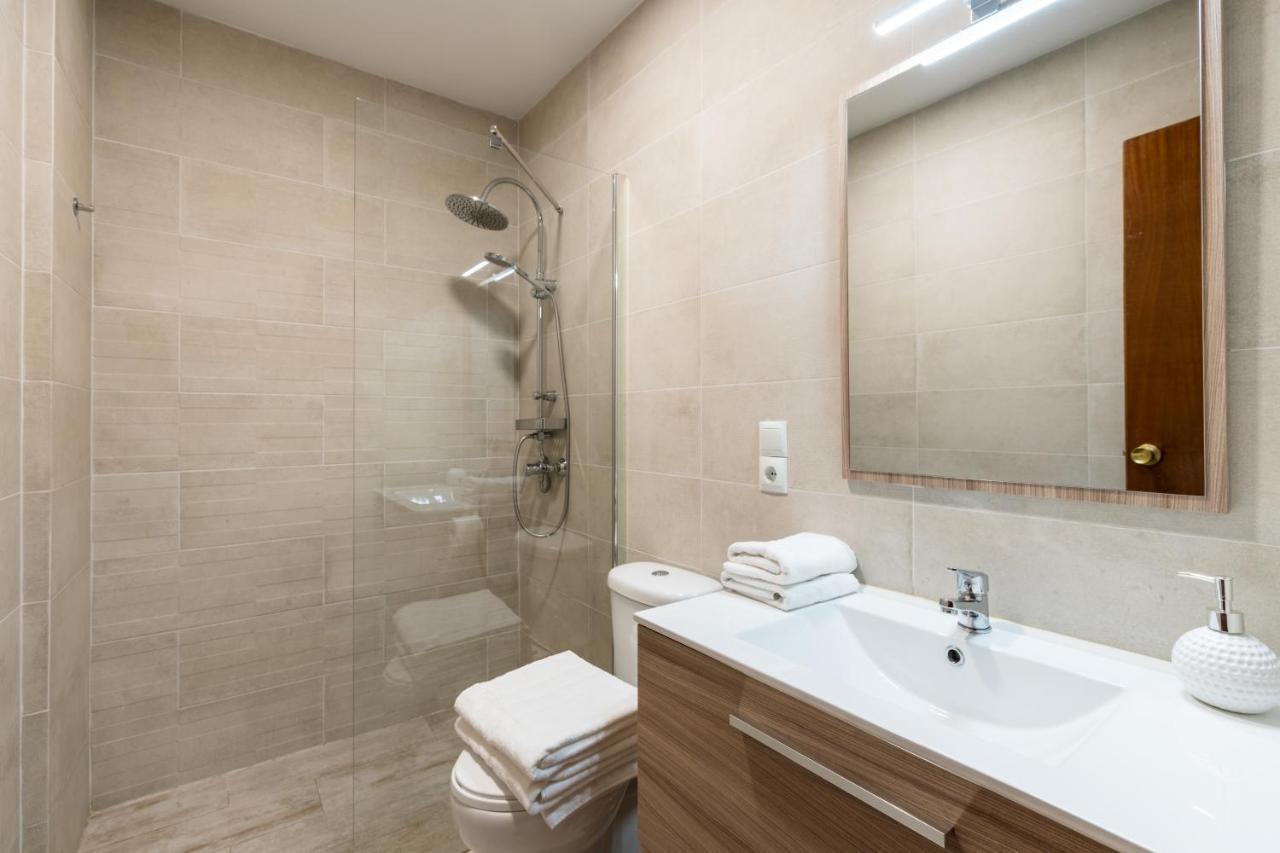 Appartamento Holi-Rent Procurador Siviglia Esterno foto